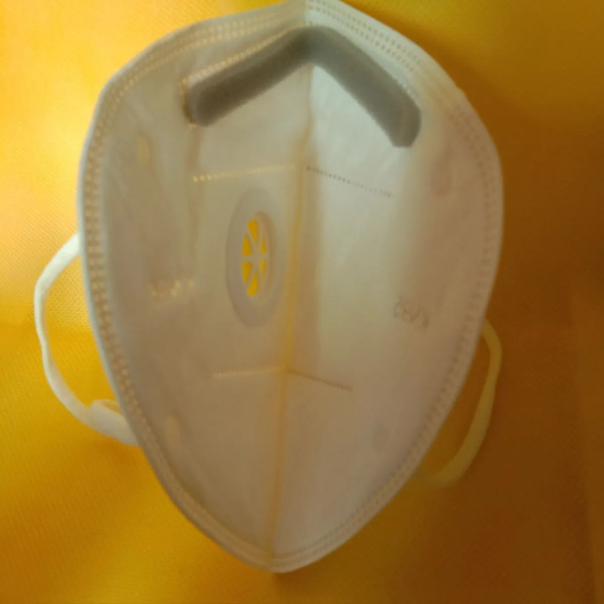KN95 Mask Respirator, Anti Dust Face Mask 4 KN95 yellow detail
